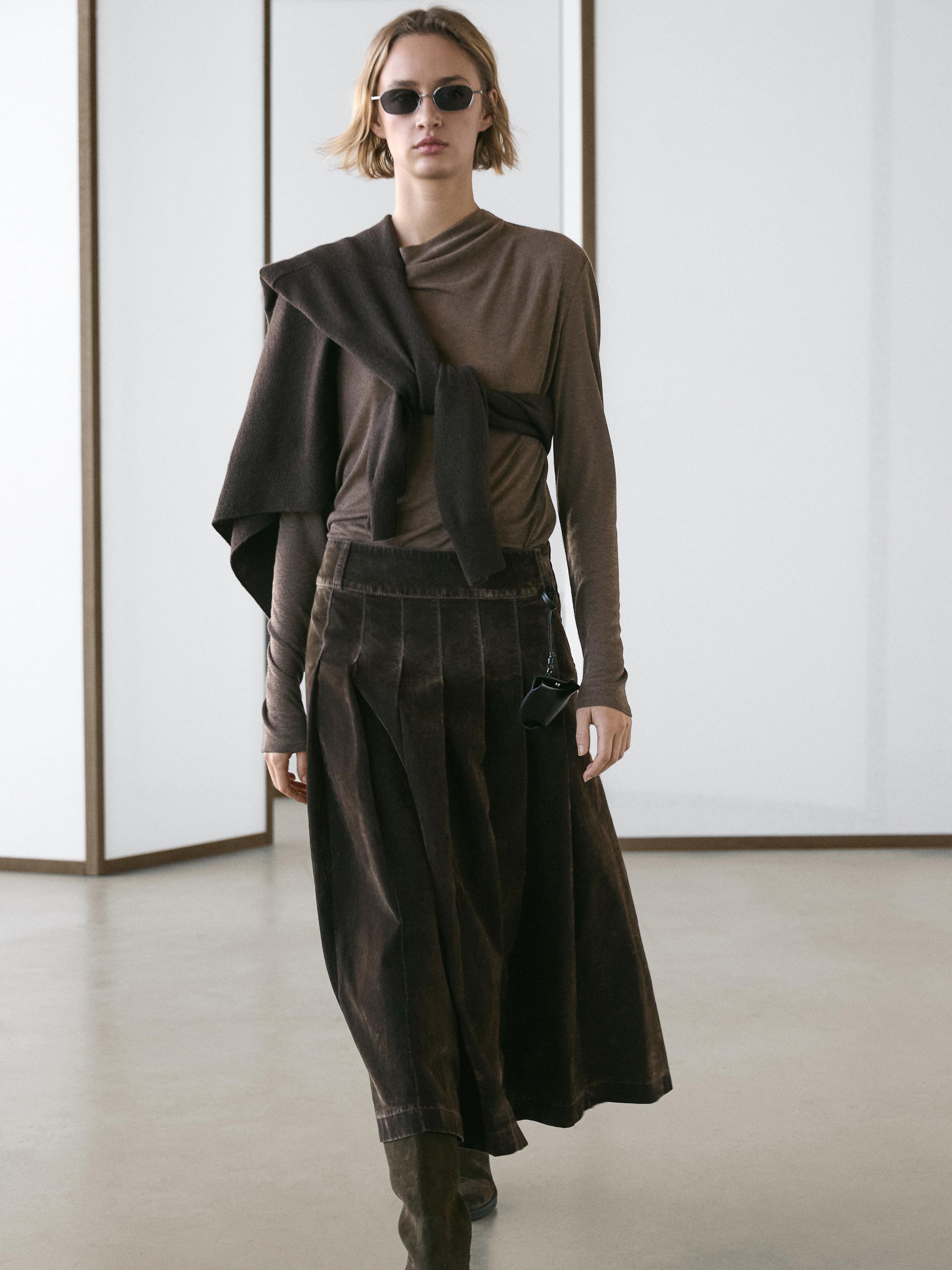 Flocked denim midi skirt with box pleats